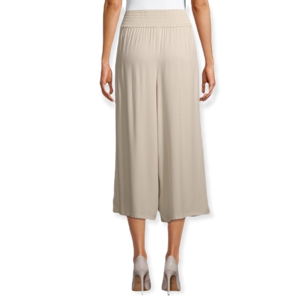 TIME AND TRU Khaki Smocked Waist Soft Pants M NWOT - Picture 3 of 10